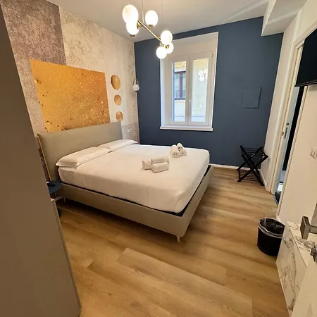 Отель Maison Rasella Palace Рим