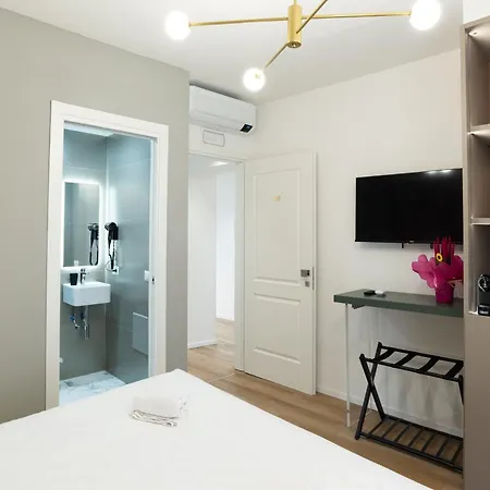 Maison Rasella Palace Отель *