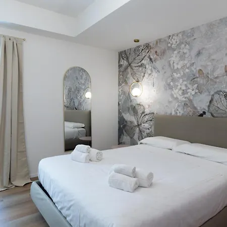 Отель Maison Rasella Palace *