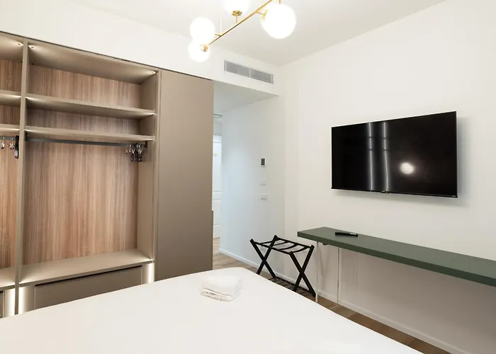 Maison Rasella Hotel *