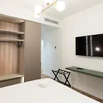 Maison Rasella 호텔 *